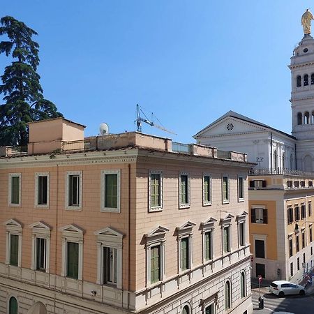 Piccola Piazza Della Liberta Roma Exterior foto
