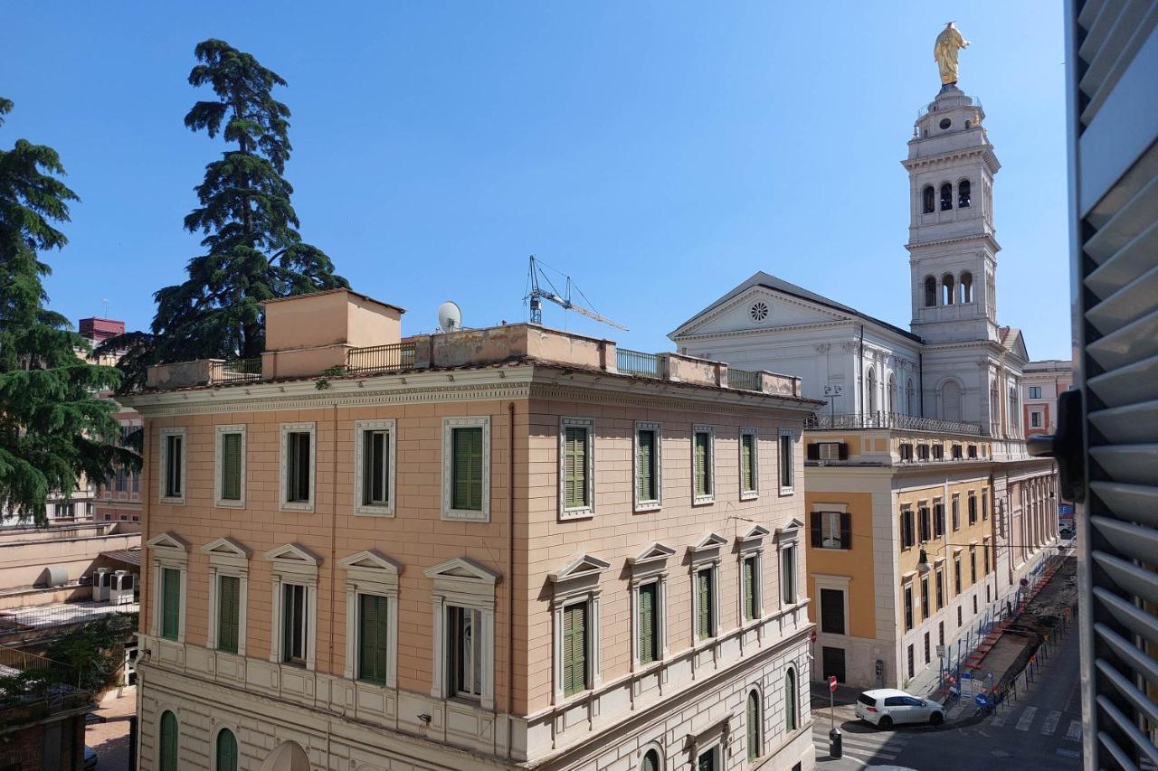 Piccola Piazza Della Liberta Roma Exterior foto